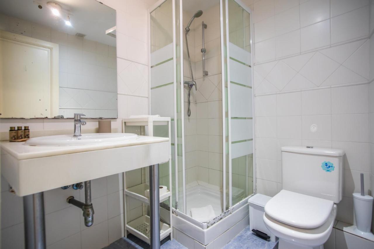 42Man1018 Centrally Located Flat In Sant Antoni Barcelona Exterior photo